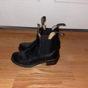 Blundstone 1671 Chelsea Boot.